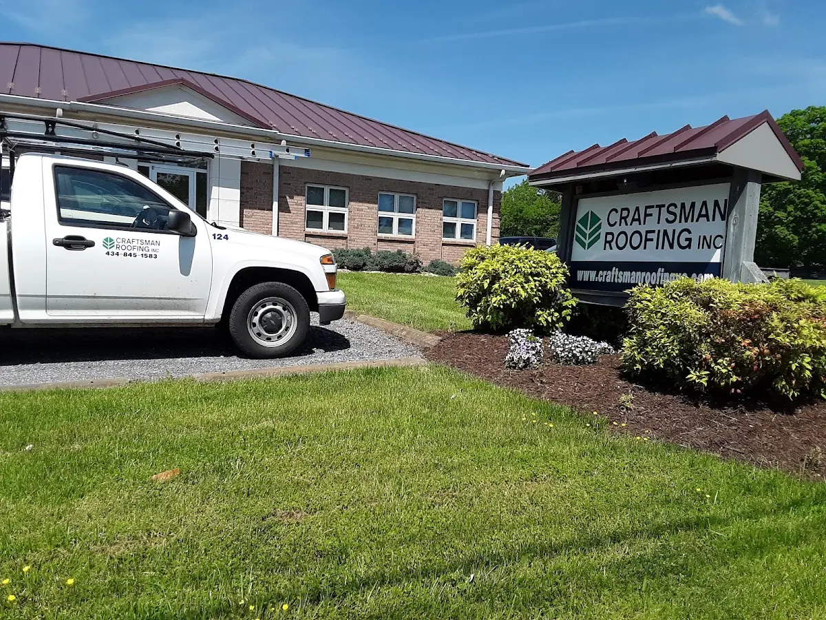 Quality Ice Dam Removal by experienced craftsmen in Aycock Crossing